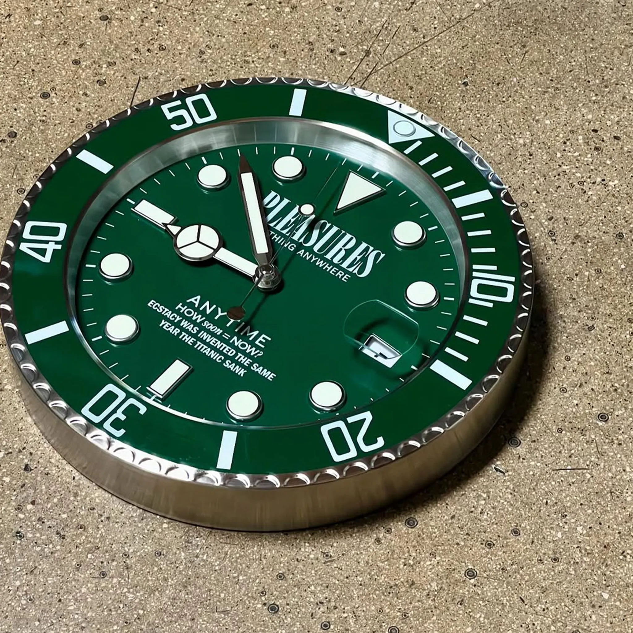 ANYTIME CLOCK (GREEN)