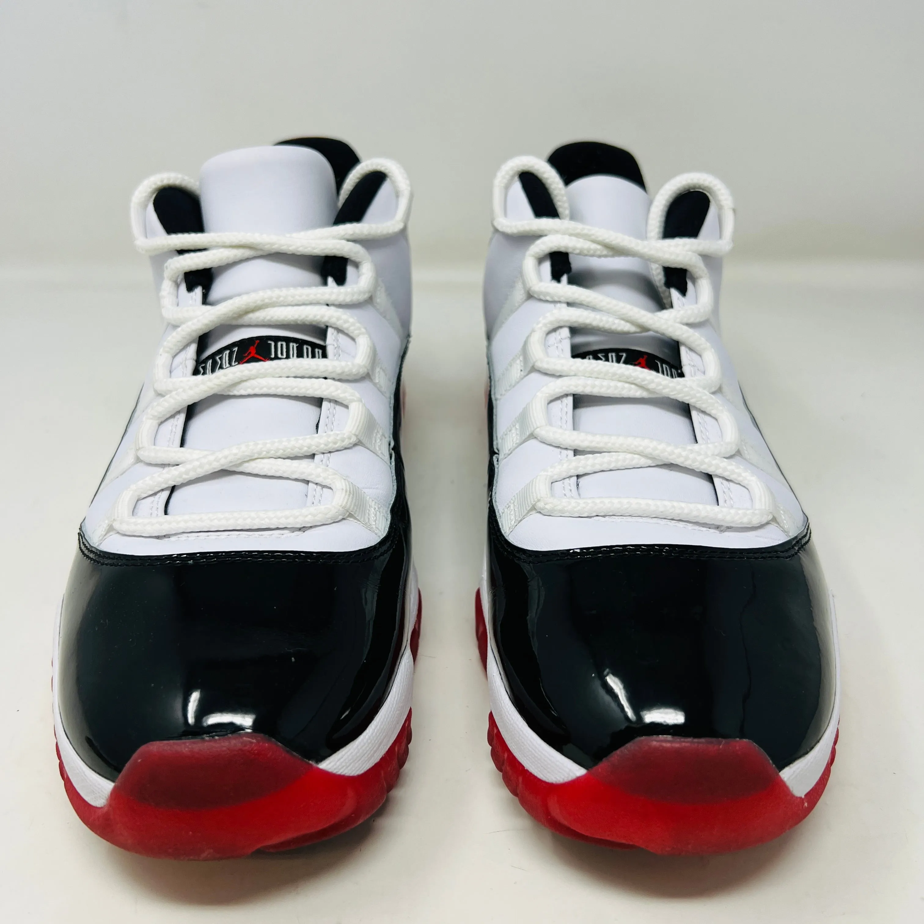 Jordan 11 Retro Low Concord Bred