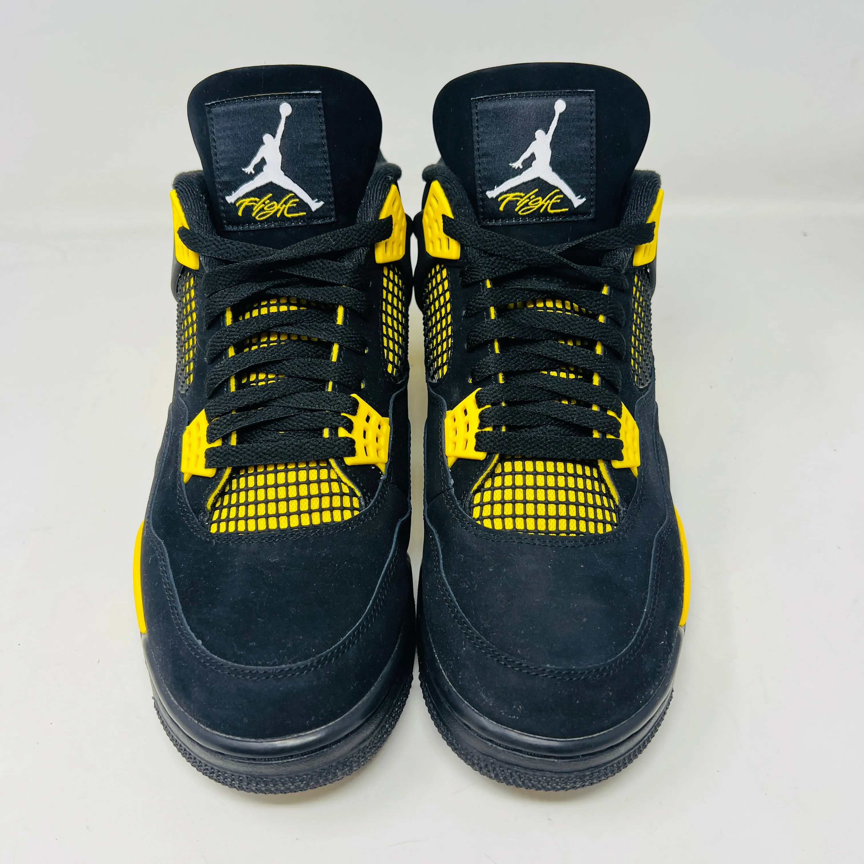 Jordan 4 Retro Thunder (2023)