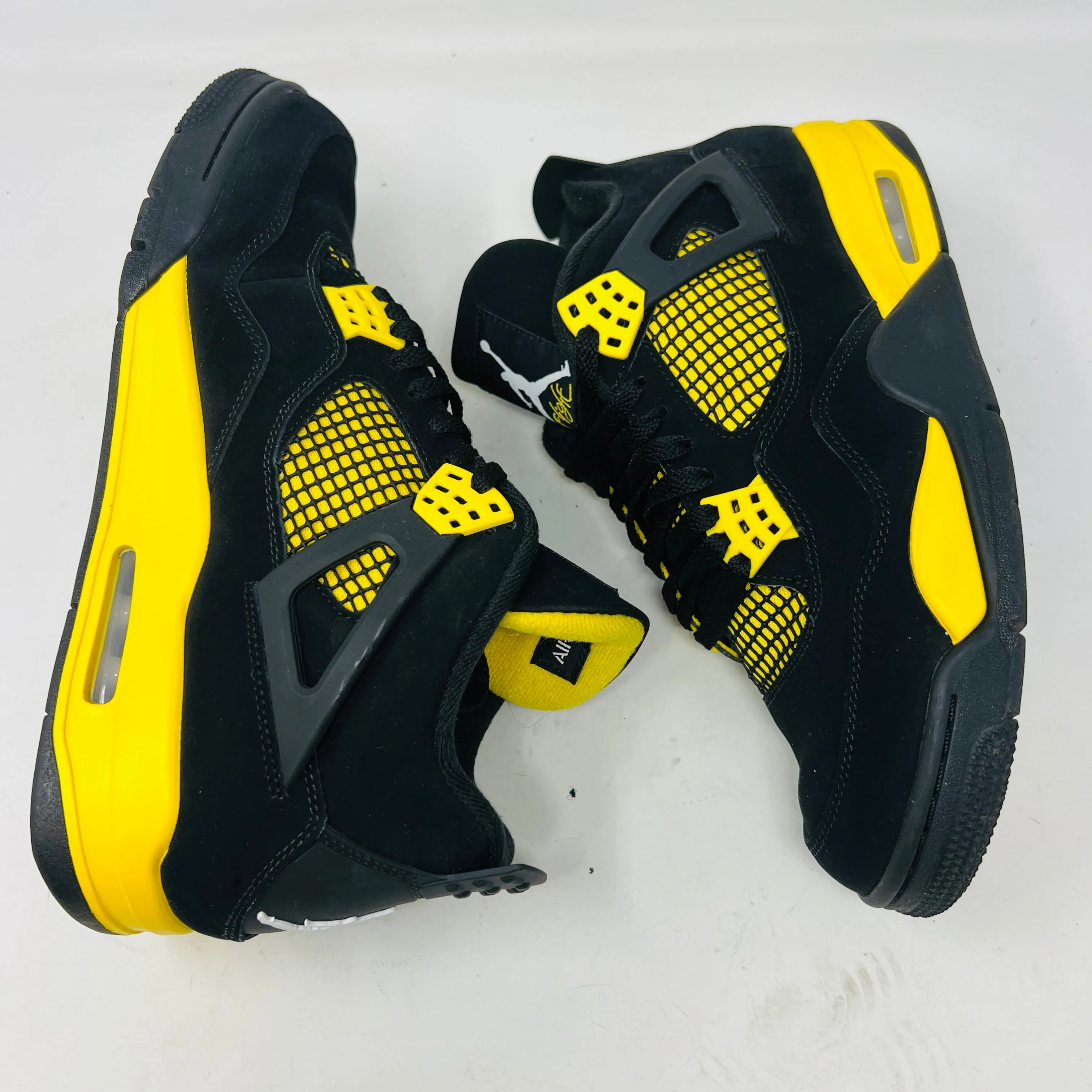 Jordan 4 Retro Thunder
