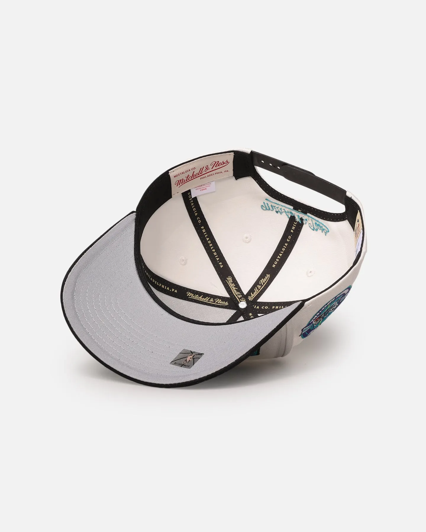 Mitchell & Ness Charlotte Hornets 'Draft Day' Pro Pinch Snapback White/Black