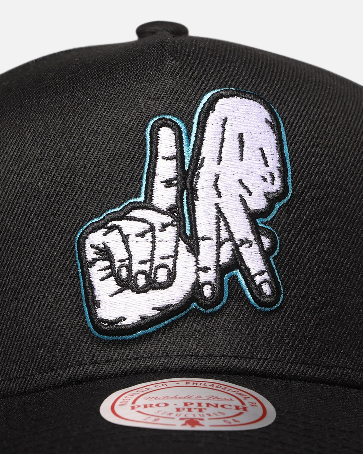 Mitchell & Ness Los Angeles Lakers 'Legends LA' Pro Pinch Snapback Black