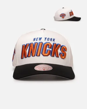 Mitchell & Ness New York Knicks 'Draft Day' Pro Pinch Snapback White/Black