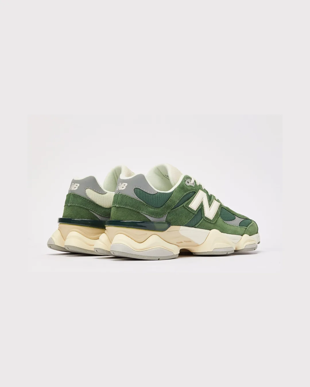 New Balance 9060 Green Sneakers