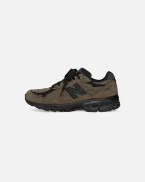 New Balance x JJJJound 990v3 Brown Sneakers