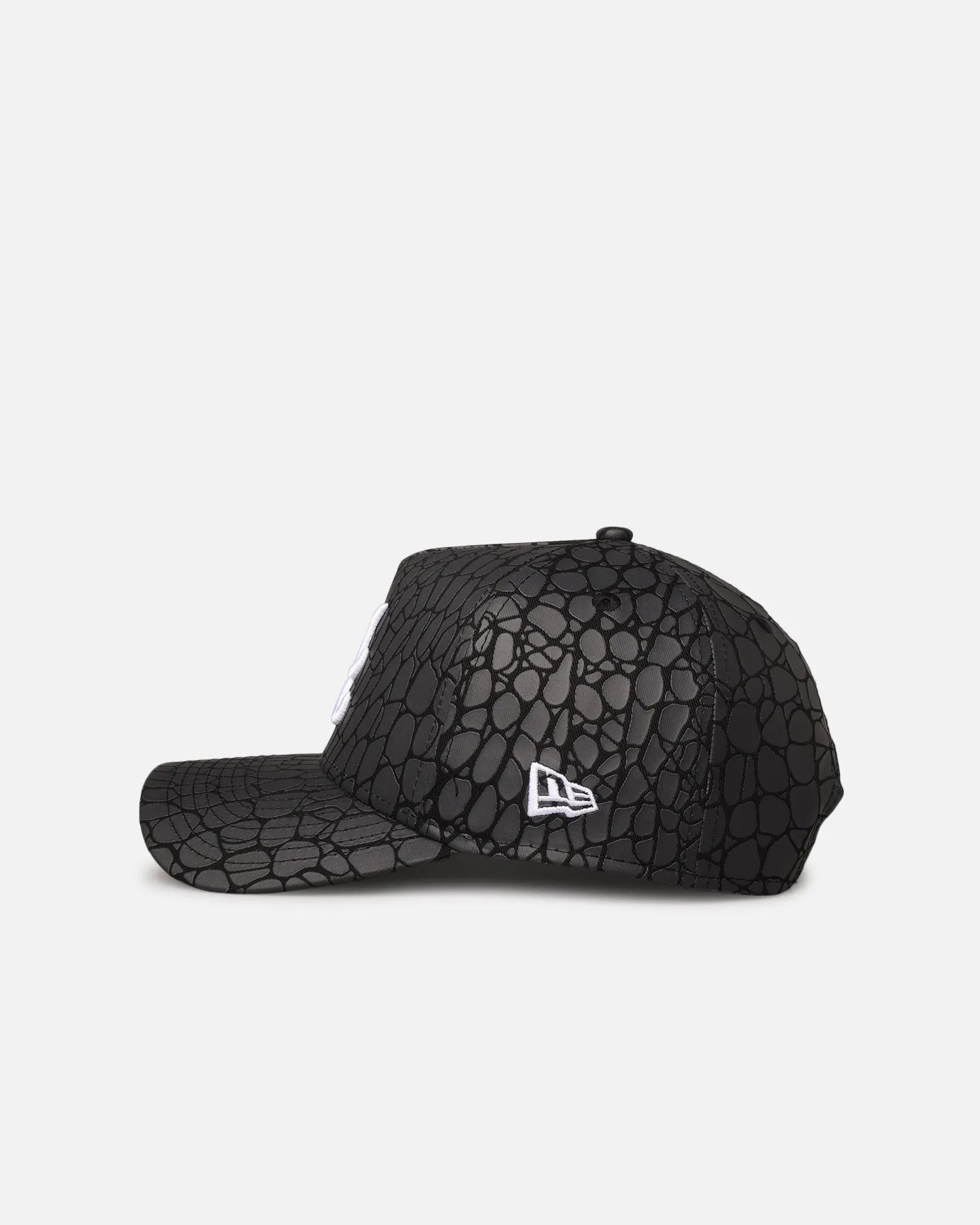 New Era Atlanta Braves 'Faux Croc' 9FORTY A-Frame Snapback Black