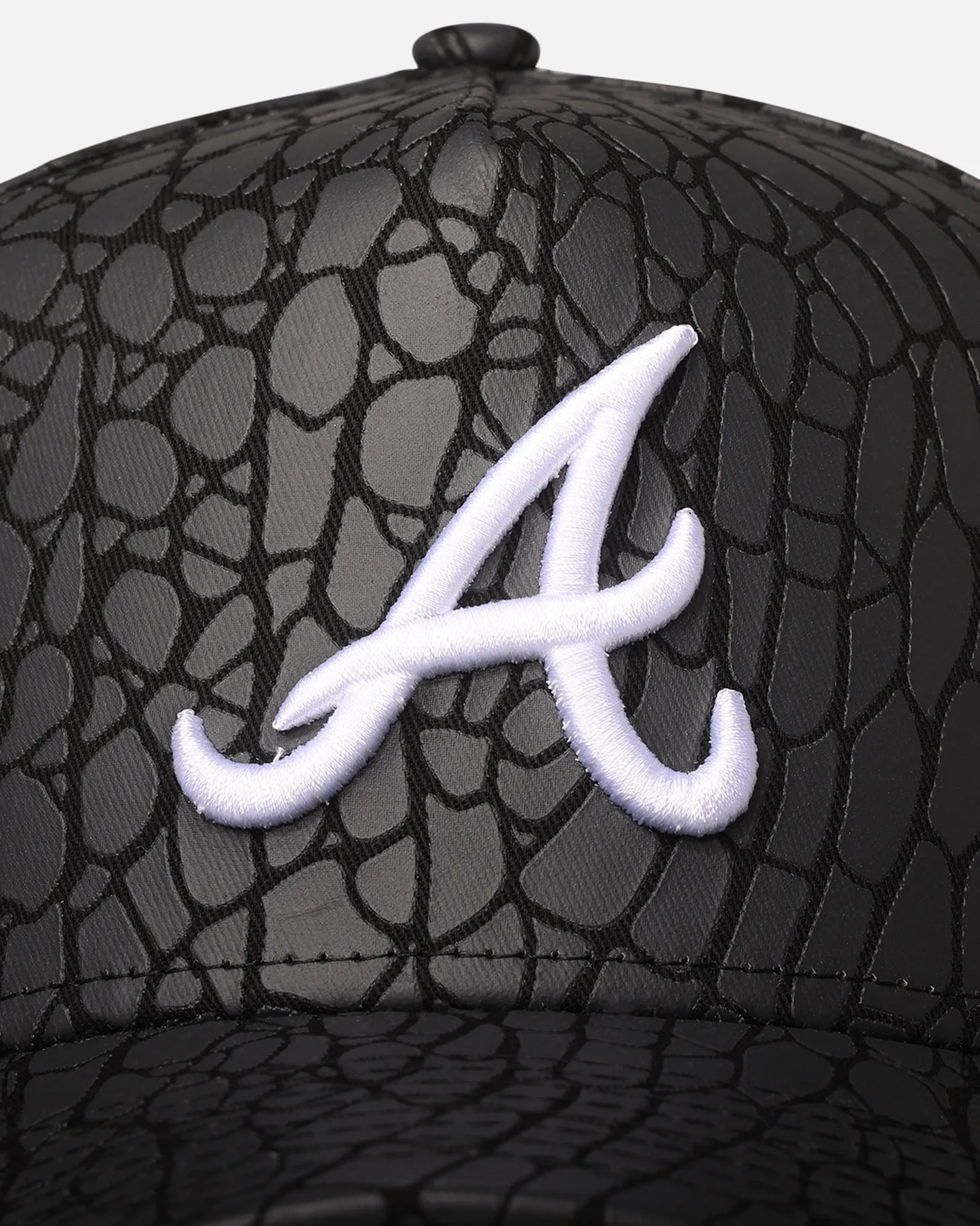 New Era Atlanta Braves 'Faux Croc' 9FORTY A-Frame Snapback Black