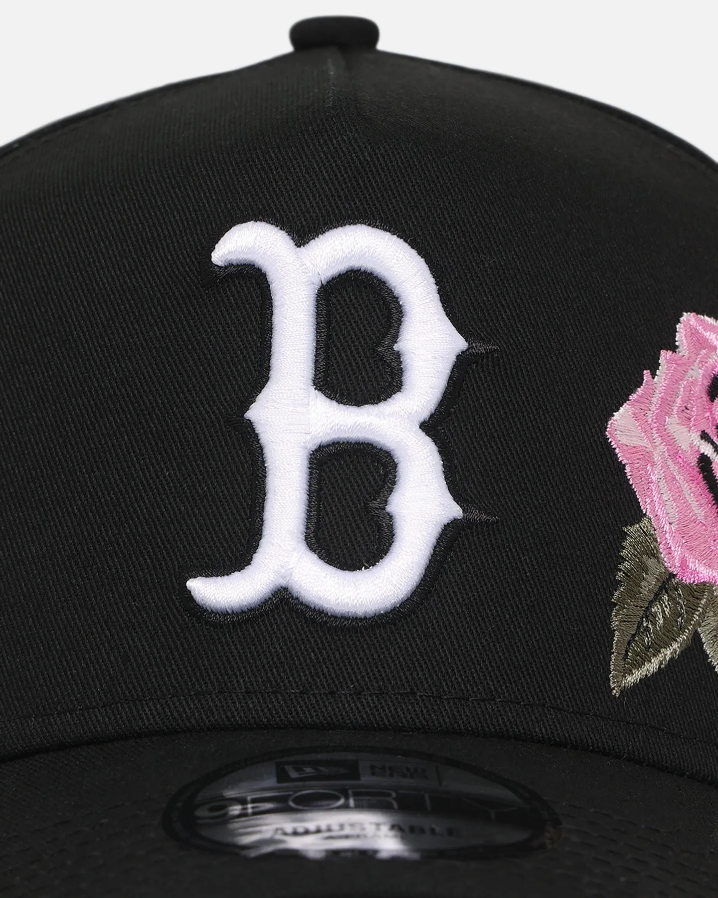New Era Boston Red Sox 'Rose Embroidery' 9FORTY A-Frame Snapback Black/Pink