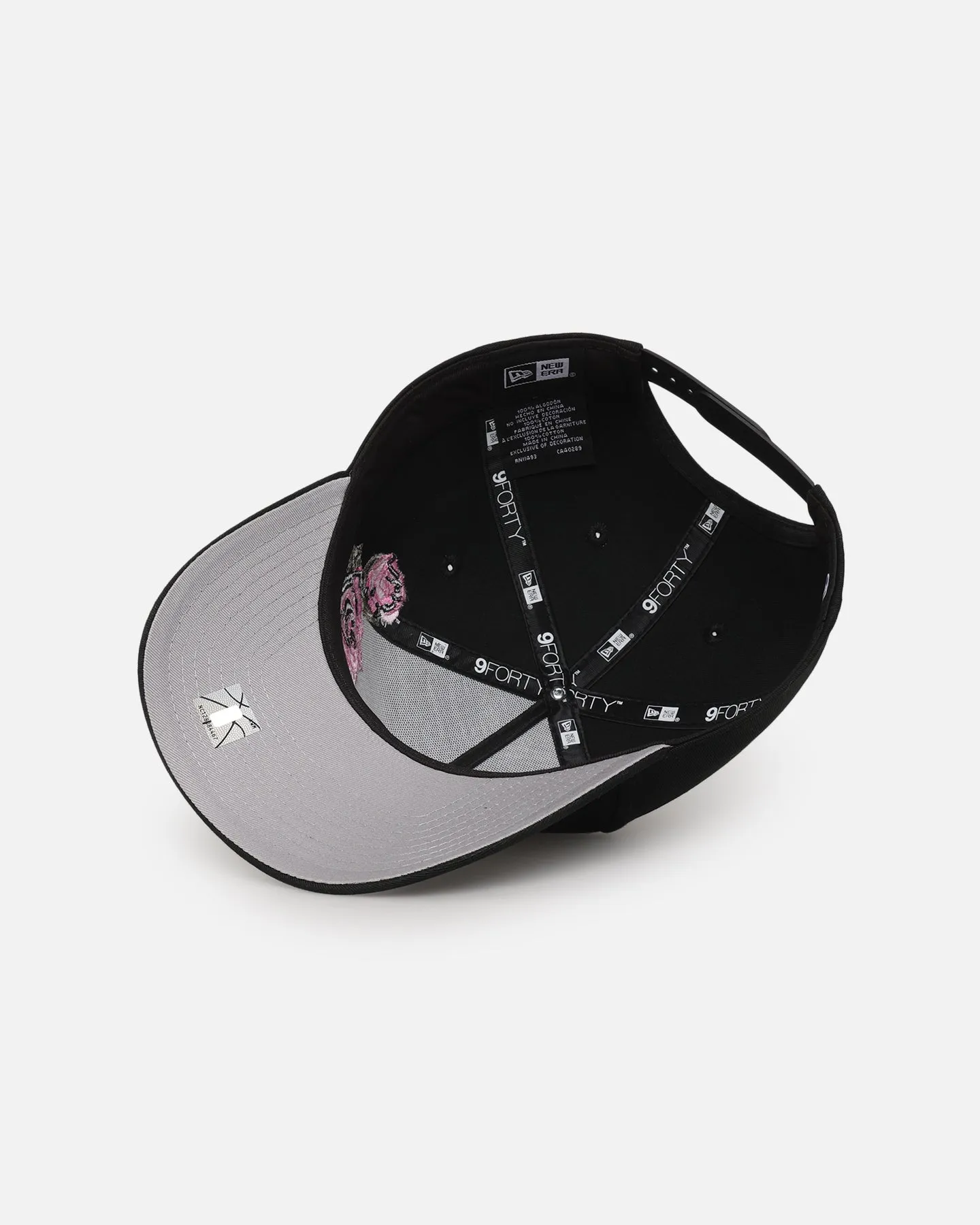 New Era Chicago Bulls 'Rose Embroidery' 9FORTY A-Frame Snapback Black/Pink