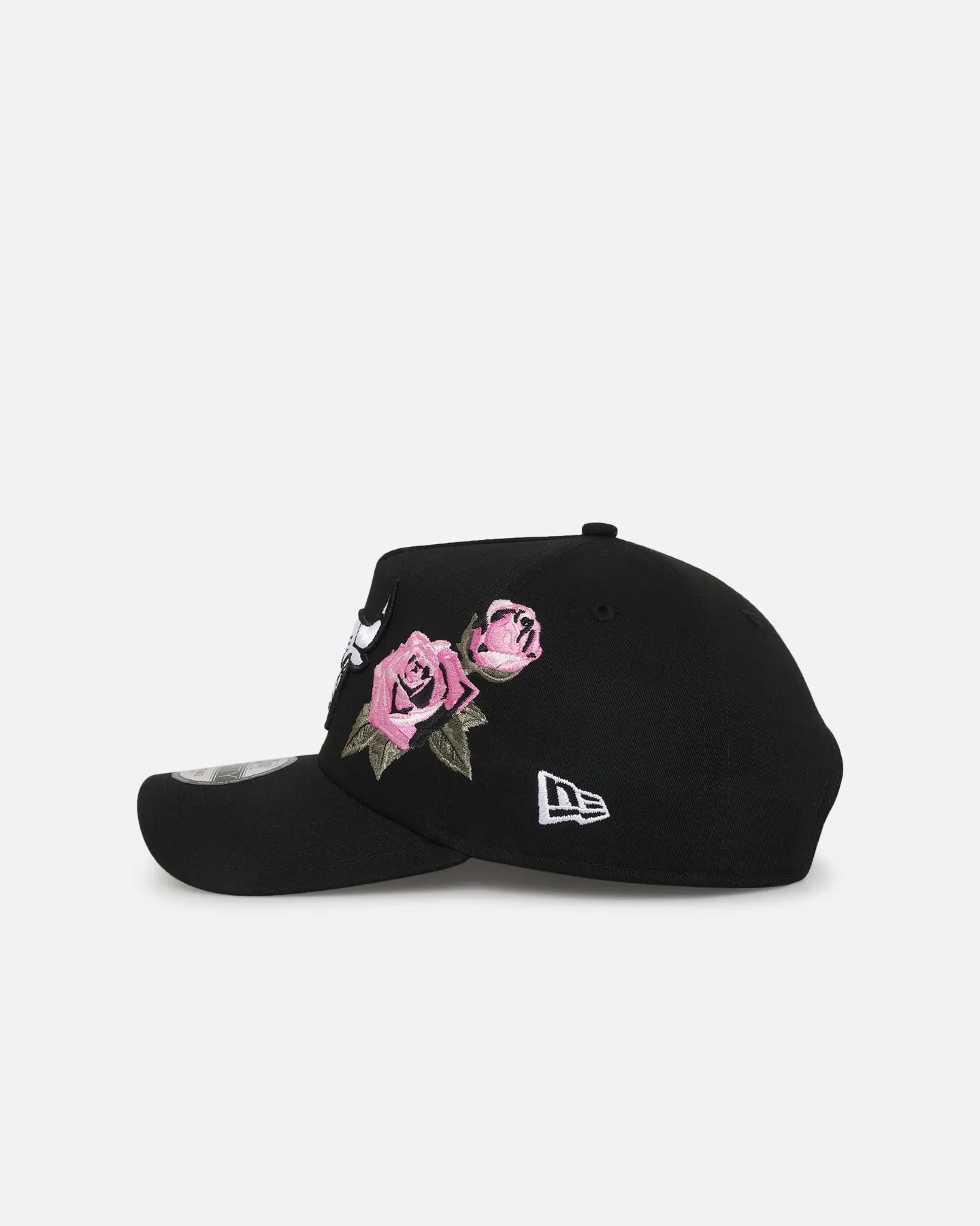New Era Chicago Bulls 'Rose Embroidery' 9FORTY A-Frame Snapback Black/Pink