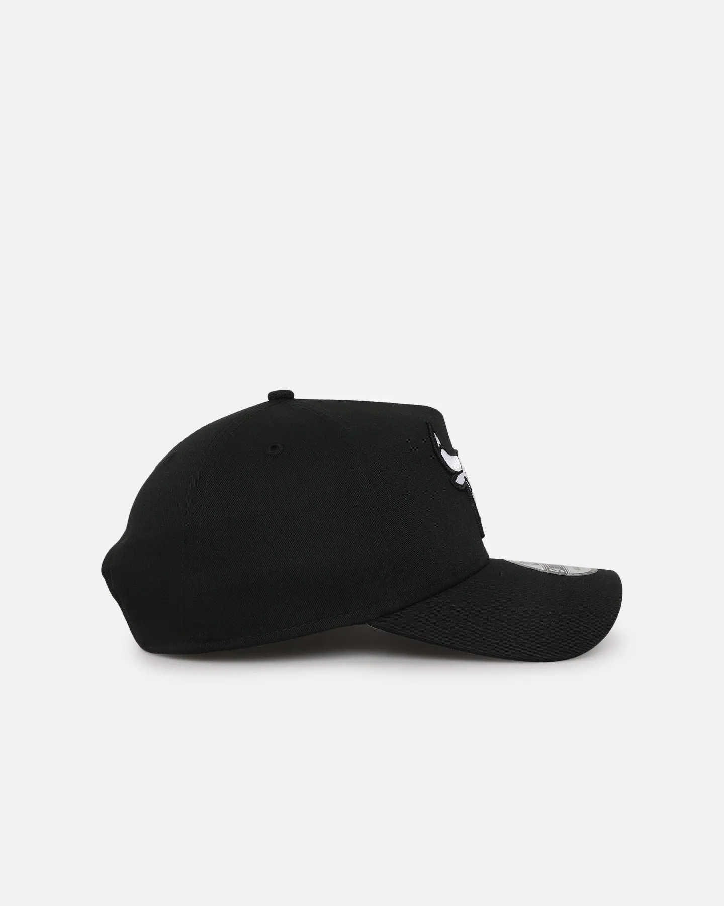 New Era Chicago Bulls 'Rose Embroidery' 9FORTY A-Frame Snapback Black/Pink