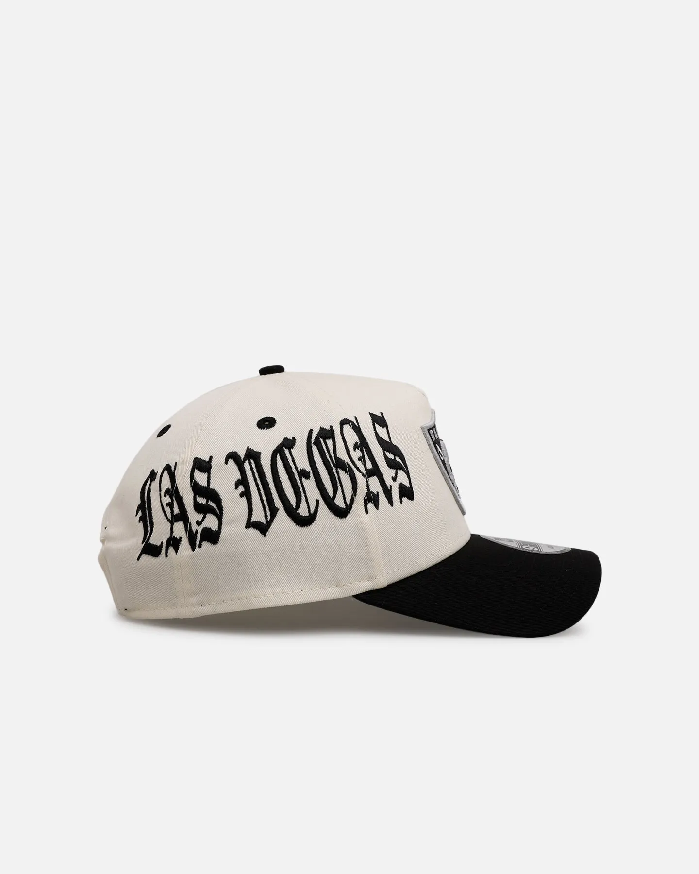 New Era Las Vegas Raiders 'Gothic Script Two Tone' 9FORTY A-Frame Snapback Chrome/Black