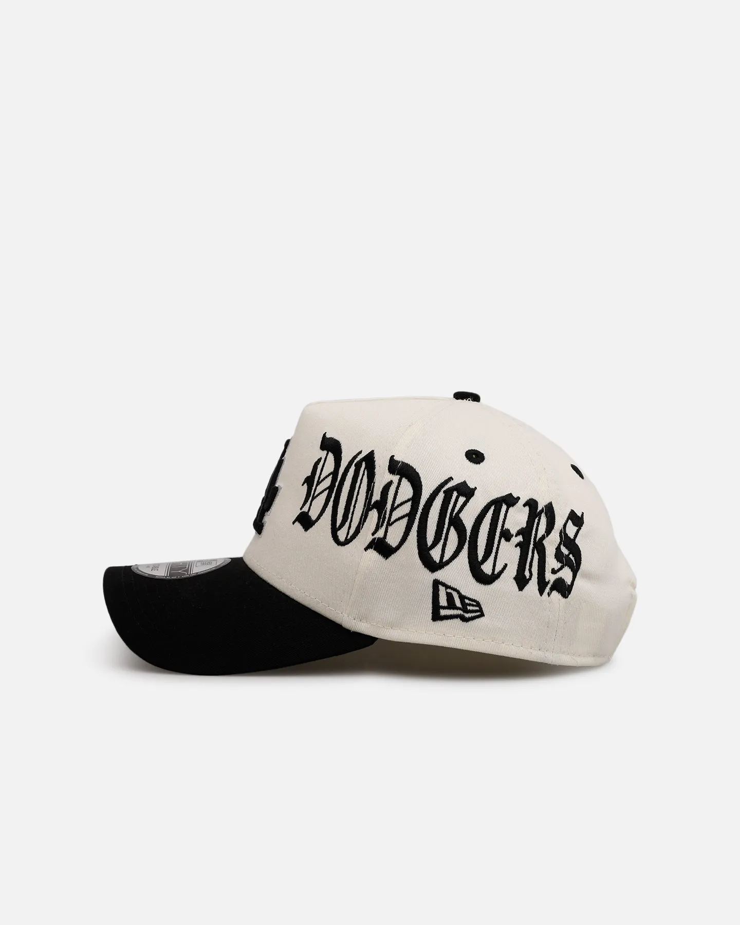 New Era Los Angeles Dodgers 'Gothic Script Two Tone' 9FORTY A-Frame Snapback Chrome/Black