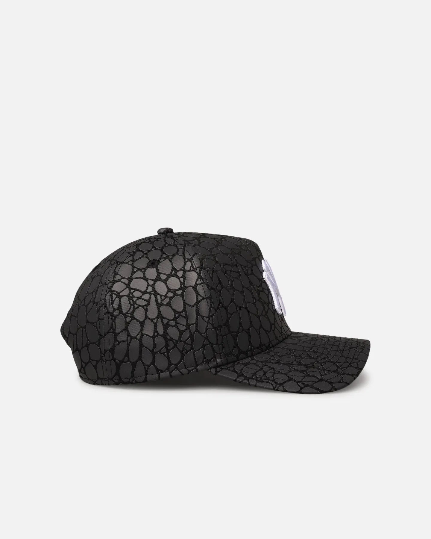 New Era New York Yankees 'Faux Croc' 9FORTY A-Frame Snapback Black