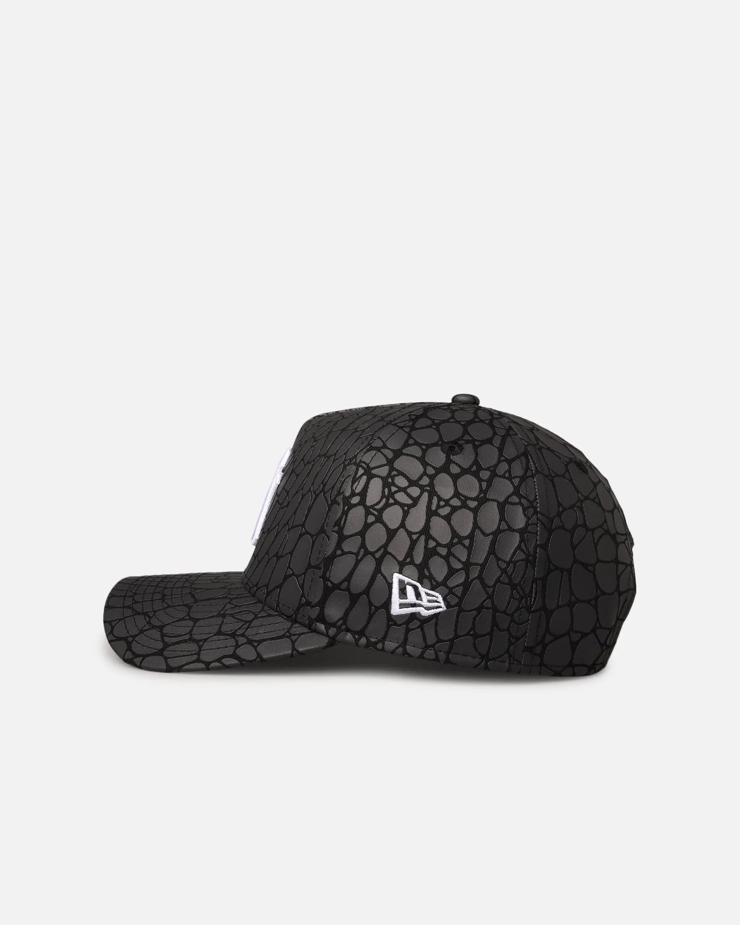 New Era New York Yankees 'Faux Croc' 9FORTY A-Frame Snapback Black