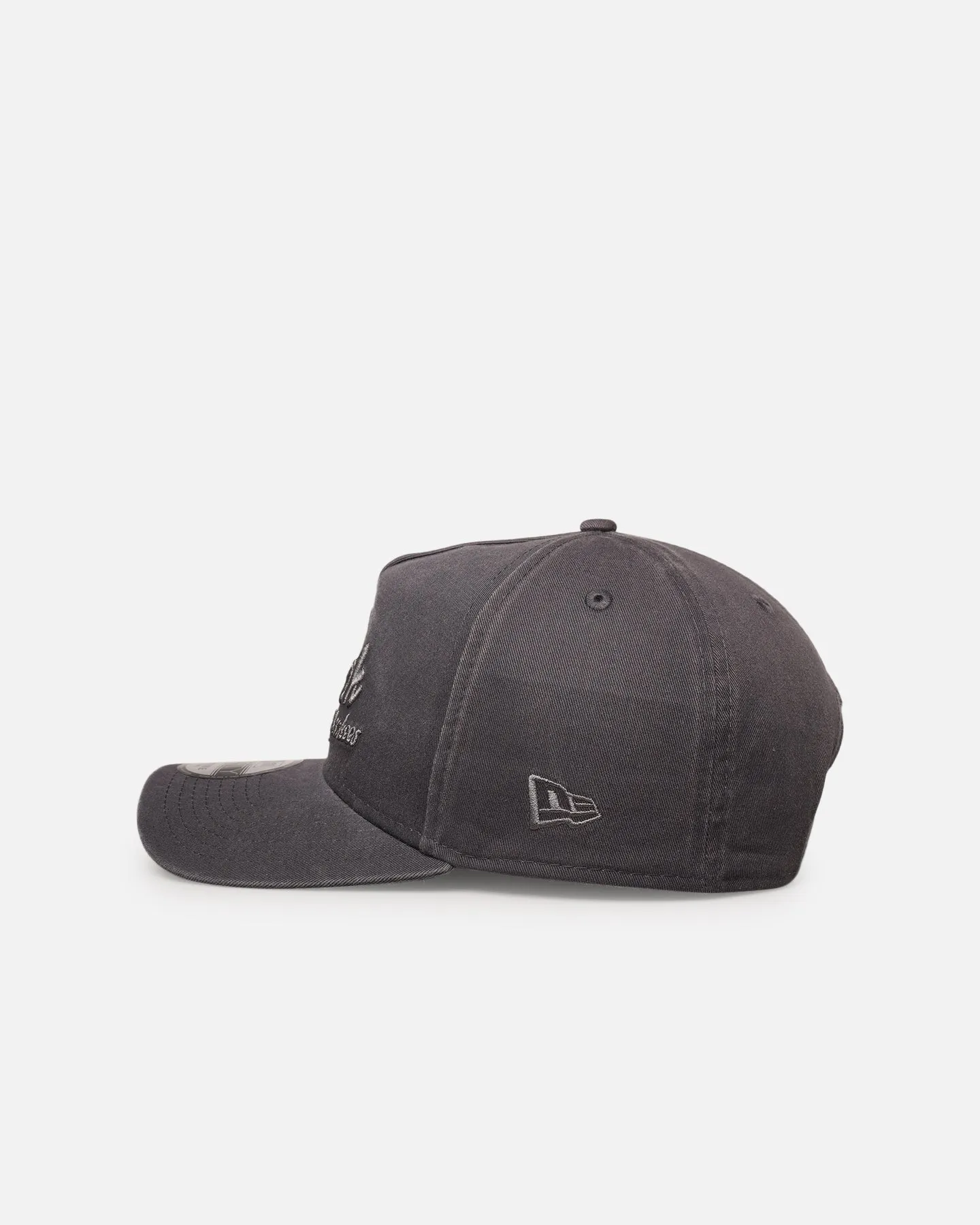 New Era New York Yankees 'Graphite Script' 9FORTY A-Frame Snapback Washed Graphite