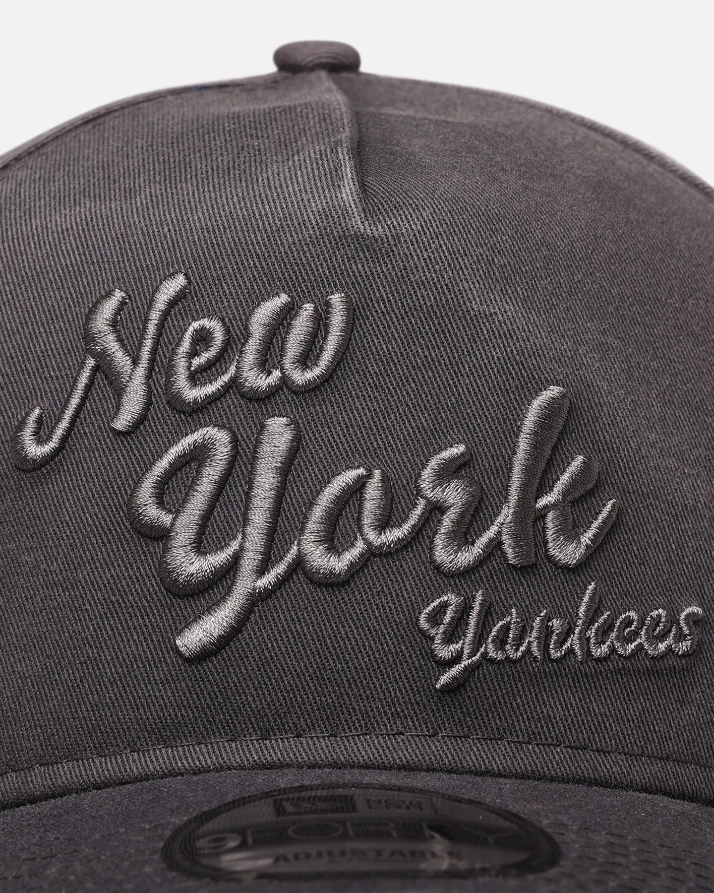 New Era New York Yankees 'Graphite Script' 9FORTY A-Frame Snapback Washed Graphite