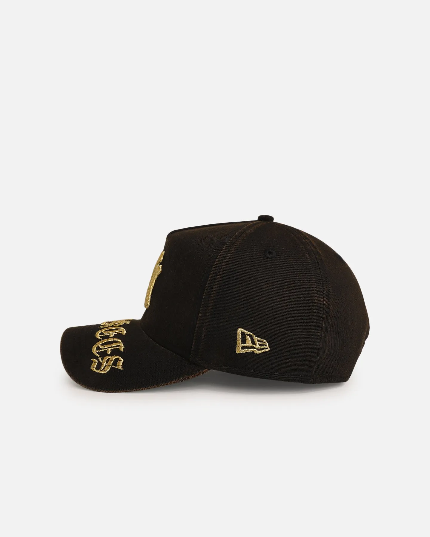 New Era New York Yankees 'Washed Gothic Visor' 9OFRTY A-Frame Snapback Black