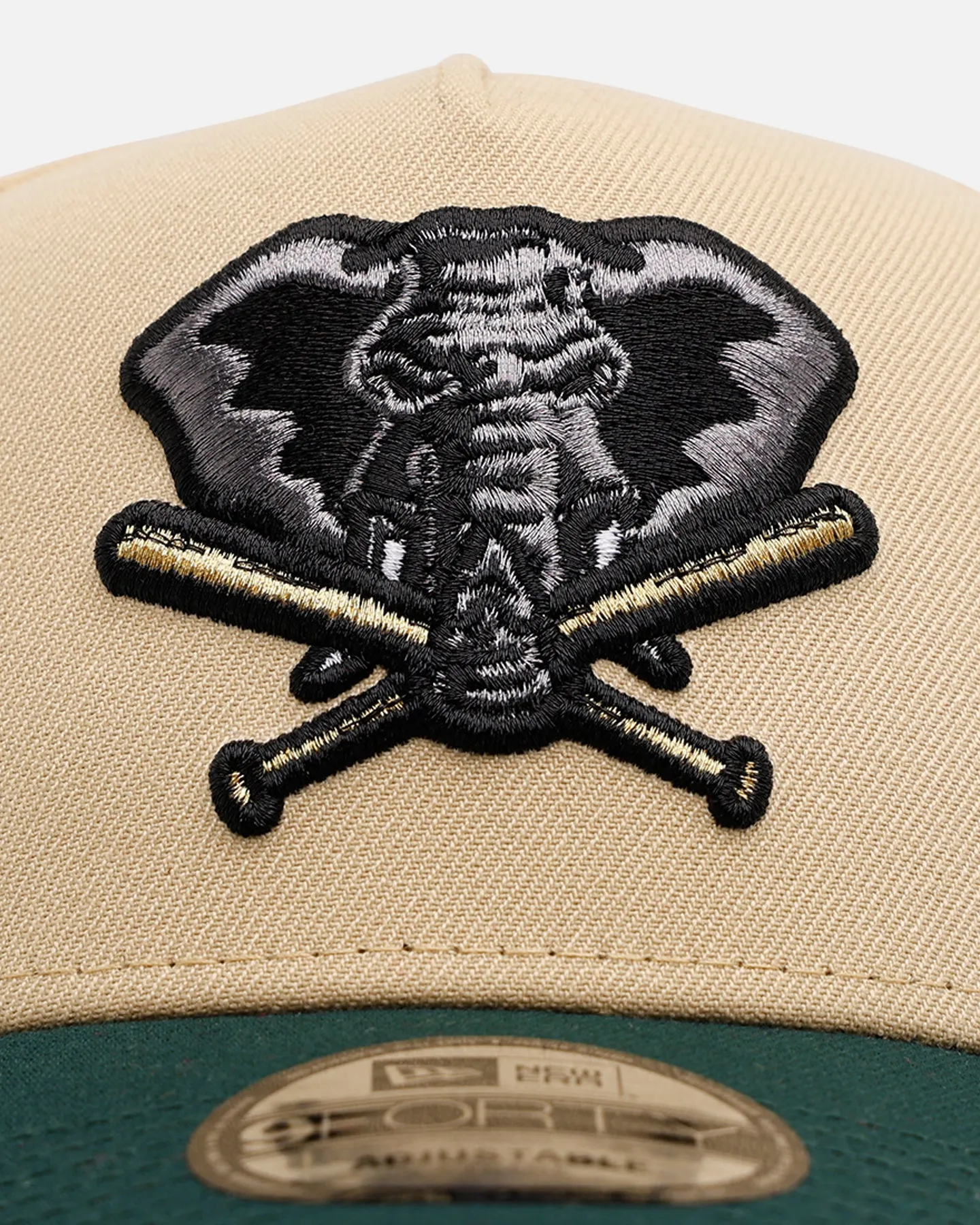 New Era Oakland Athletics 'Oakland Forever' 9FORTY A-Frame Snapback Vegas Gold