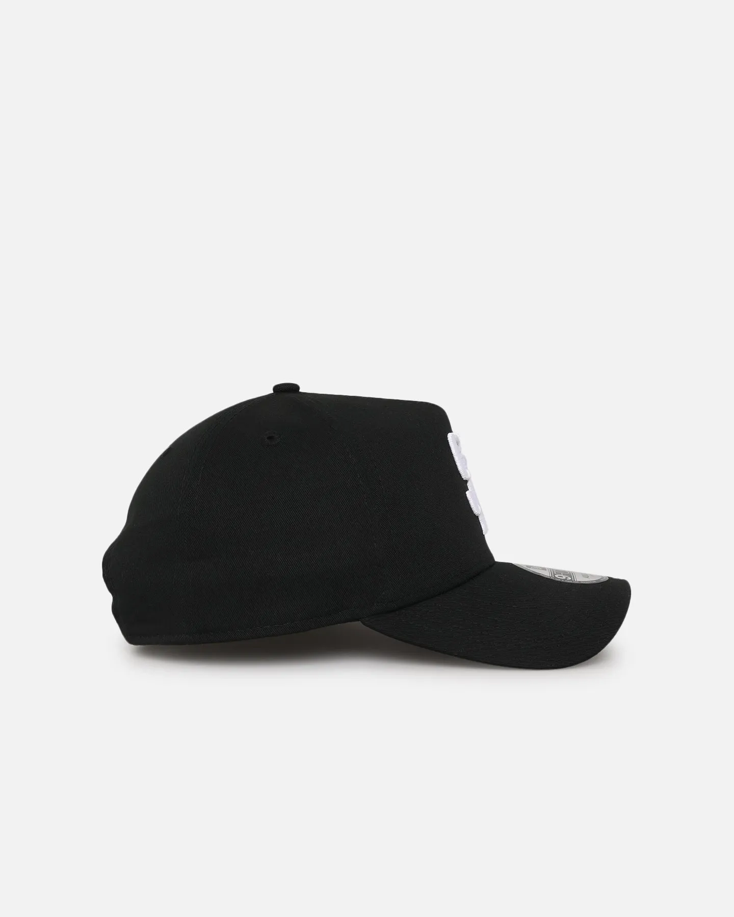 New Era San Diego Padres 'Pink Rose Embroidery' 9FORTY A-Frame Snapback Black/Pink