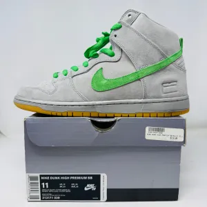 Nike SB Dunk High Silver Box