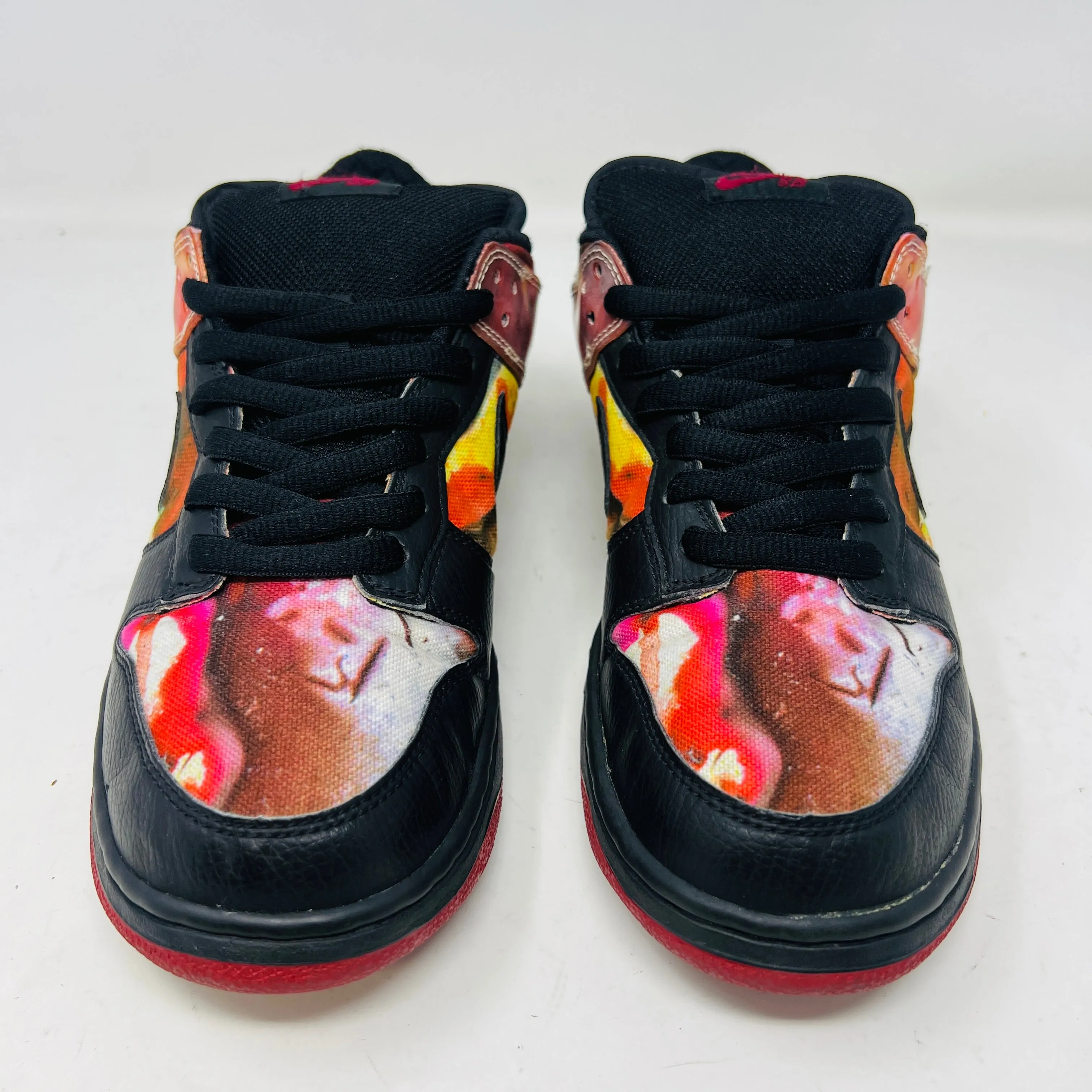 Nike SB Dunk Low Pushead 1