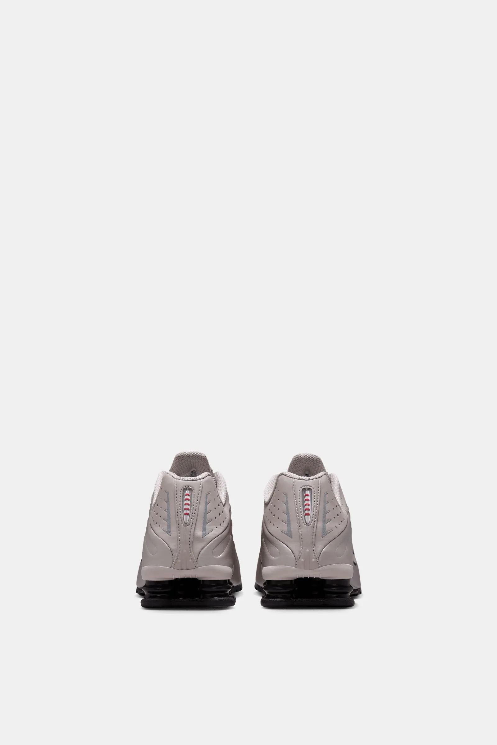 Nike Shox R4