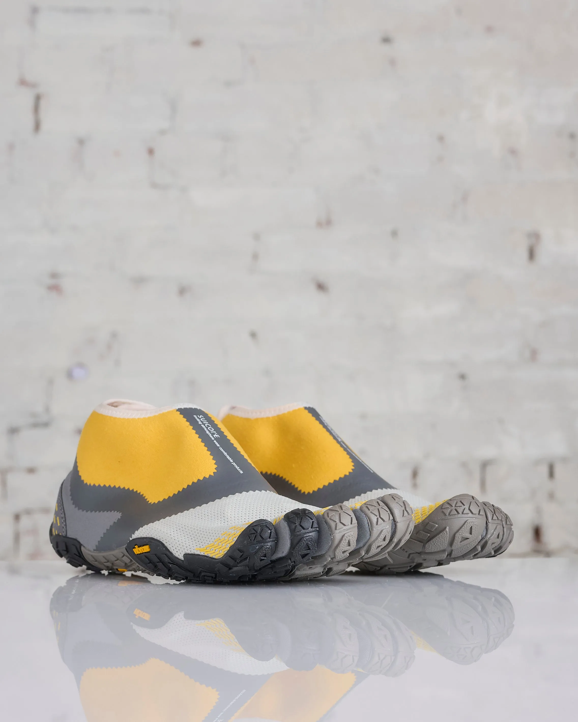 Suicoke 5 Fingers Nin-Lo Orange x Gray