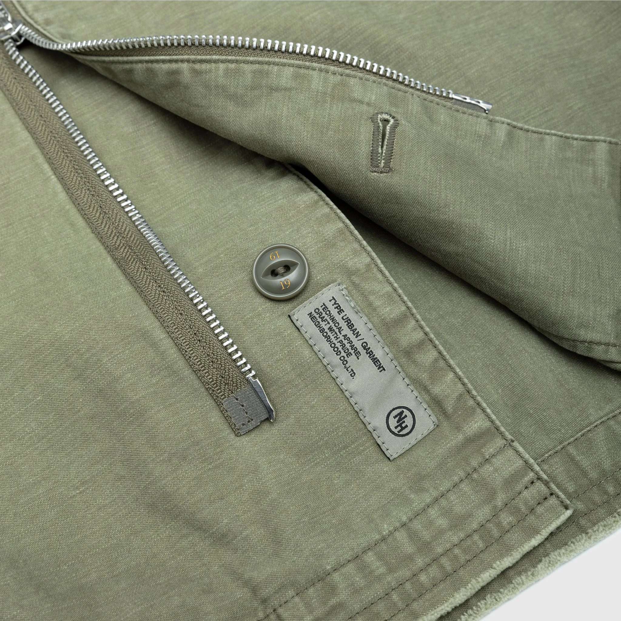 UNTRIMMED ZIP SHIRT